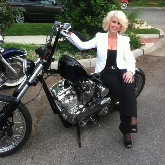 Meet your Posher, Tracey. - Picture 8 of 8